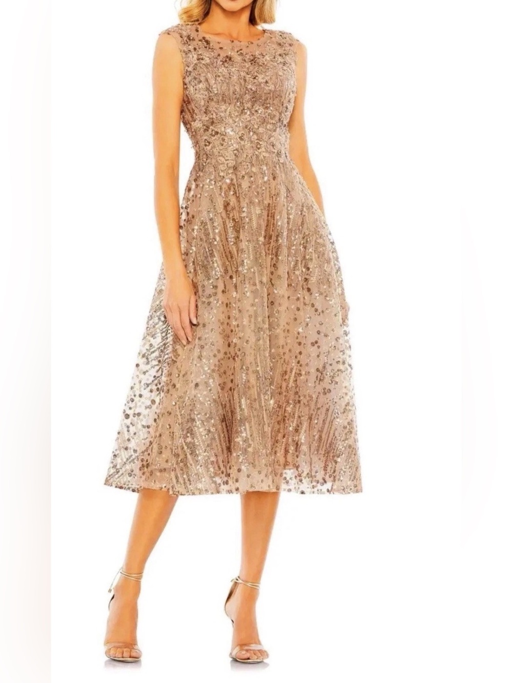 This Mac Duggal sequined cap sleeve fit and flare dress Style 20398 Size 16 BNWT